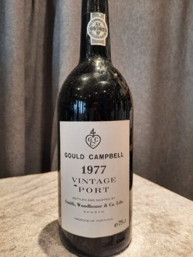 Gould Campell 1977