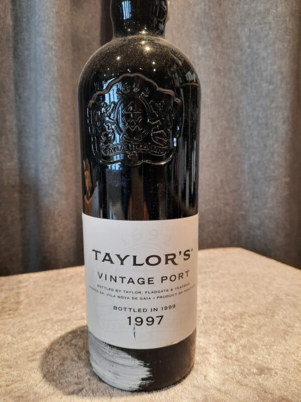 Taylors vintage 1997